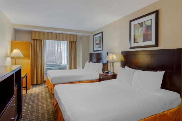 Best Western Plus Brooklyn Bay Hotel image 25
